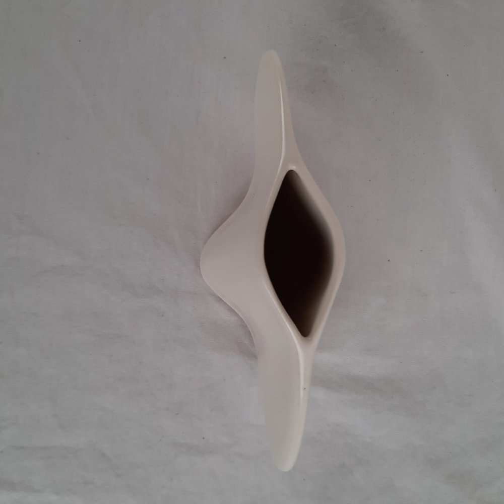 SOLD Set of Two Vintage Mikasa Vases Art Deco Naomi Cahana - Black and White - Picture 11 of 14